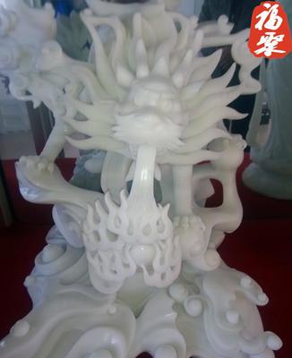 汉白玉石雕龙转运石雕龙 办公气场与风水的巧妙结合